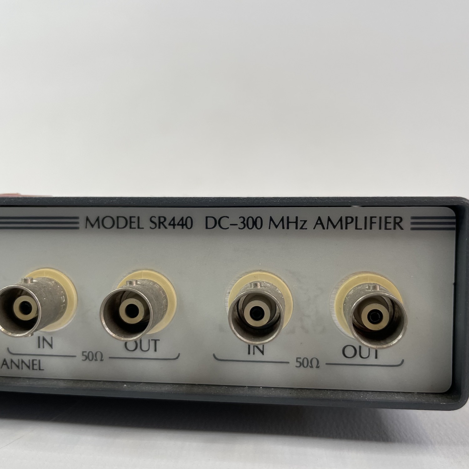 srs | sr440 | preamplifier | 4 channel | dc-300 mHz | stanford research systems