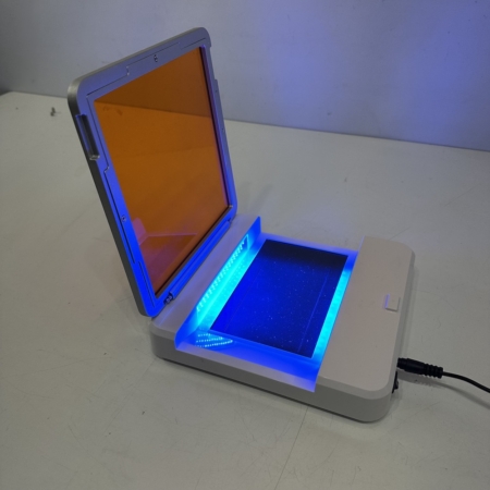 fastgene-blue-light-led-illuminator-470nm-12cm-x-7cm-viewing-area