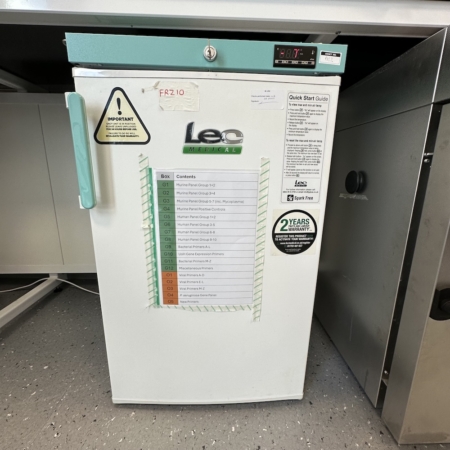 lec-isu37c-under-counter-laboratory-freezer-solid-door-102l