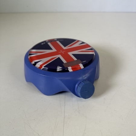 ika-magnetic-stirrer-color-squid-0003671000