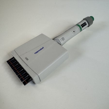 eppendorf-research-plus-pipette-120-to-1200µl-8-channel-3125000214