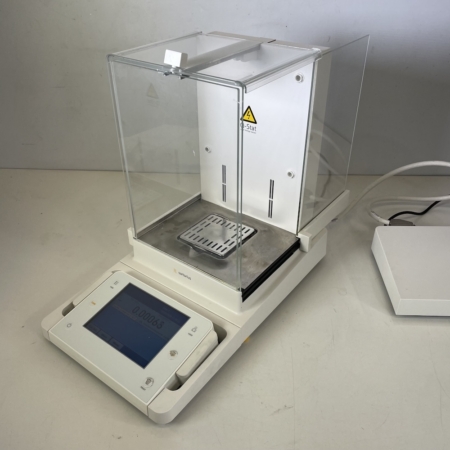 sartorius-cubis-semi-micro-analytical-balance-5dp-120g-x-0-01mg-msa125p-100-di
