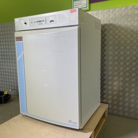co2-incubator-forma-model-311-capacity-184l