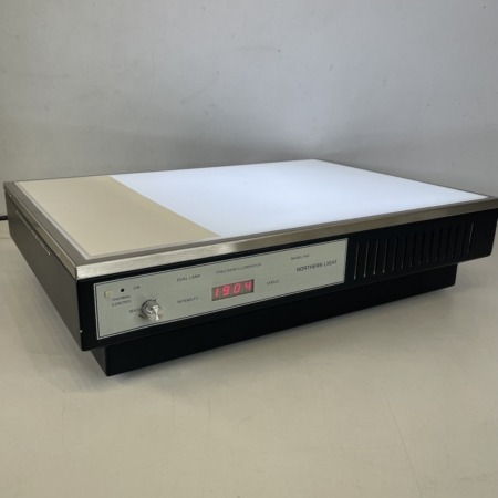 transilluminator-northern-lights-r95-model