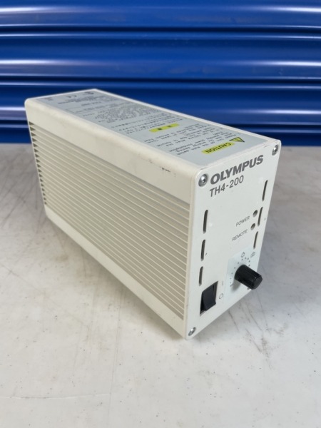 olympus-th4-200-halogen-power-supply